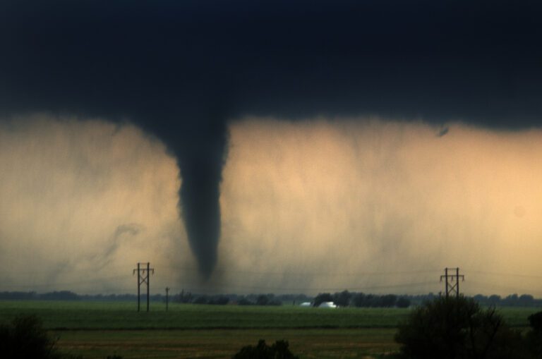 What is severe weather? A guide to forecasting violent storms | The ...